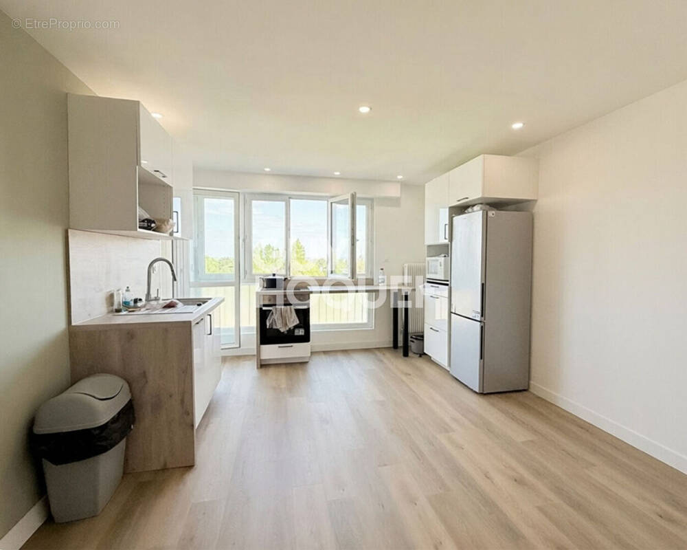 Appartement à HEROUVILLE-SAINT-CLAIR