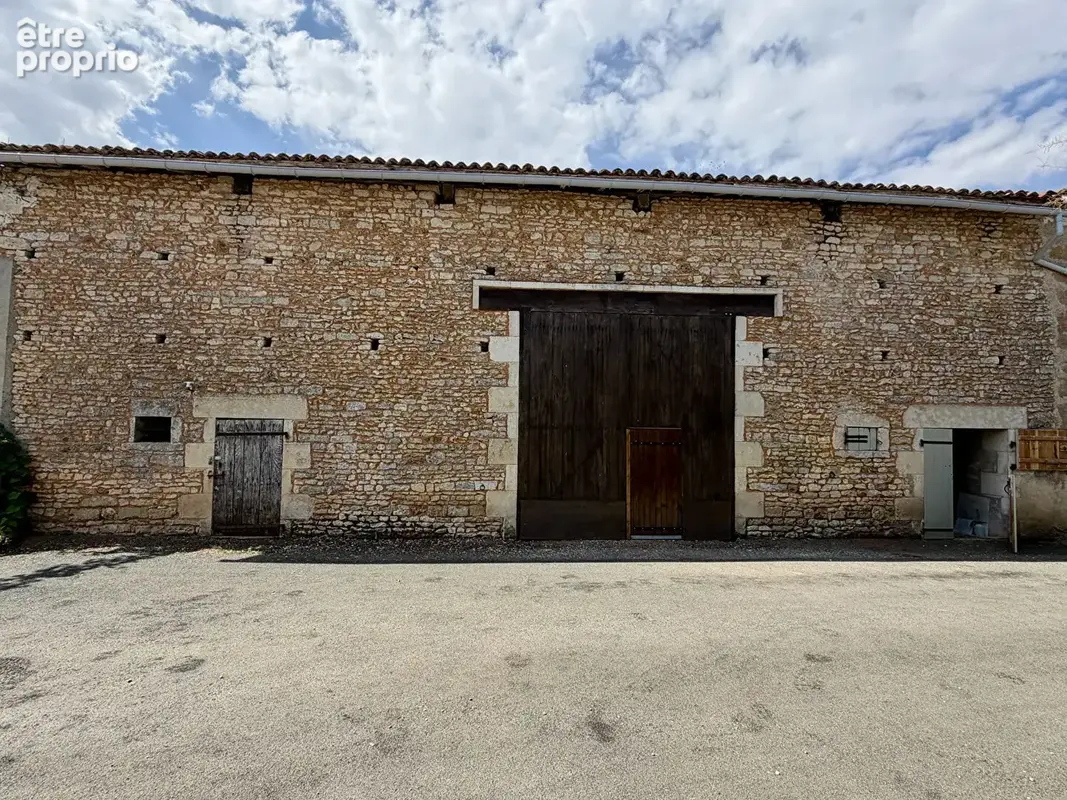 Maison de campagne de caractère avec dépendances et potentiel chambres d'hôtes - photo 20