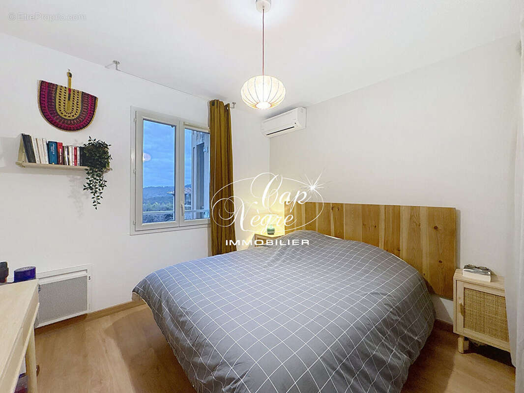 Appartement récent proche centre avec terrasse et parking à vendre à la croix valmer - golfe de saint tropez - photo 9
