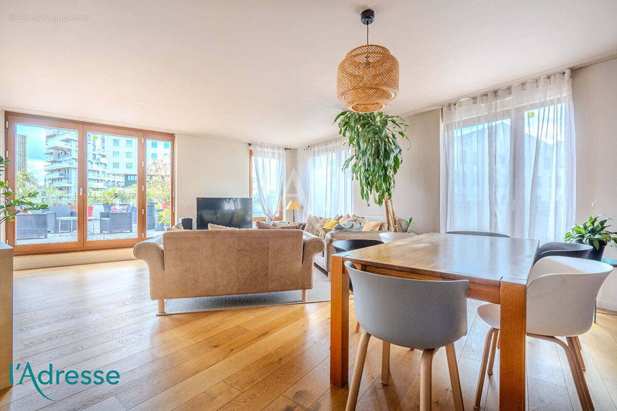 Appartement à BORDEAUX