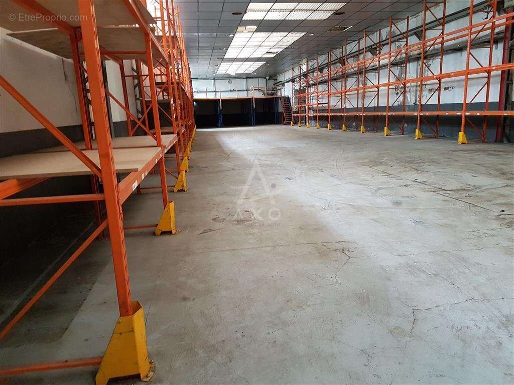 Commerce à POMMEUSE