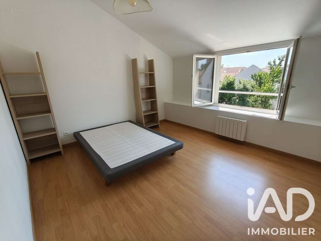 Appartement 66 m² à Torcy  - photo 7