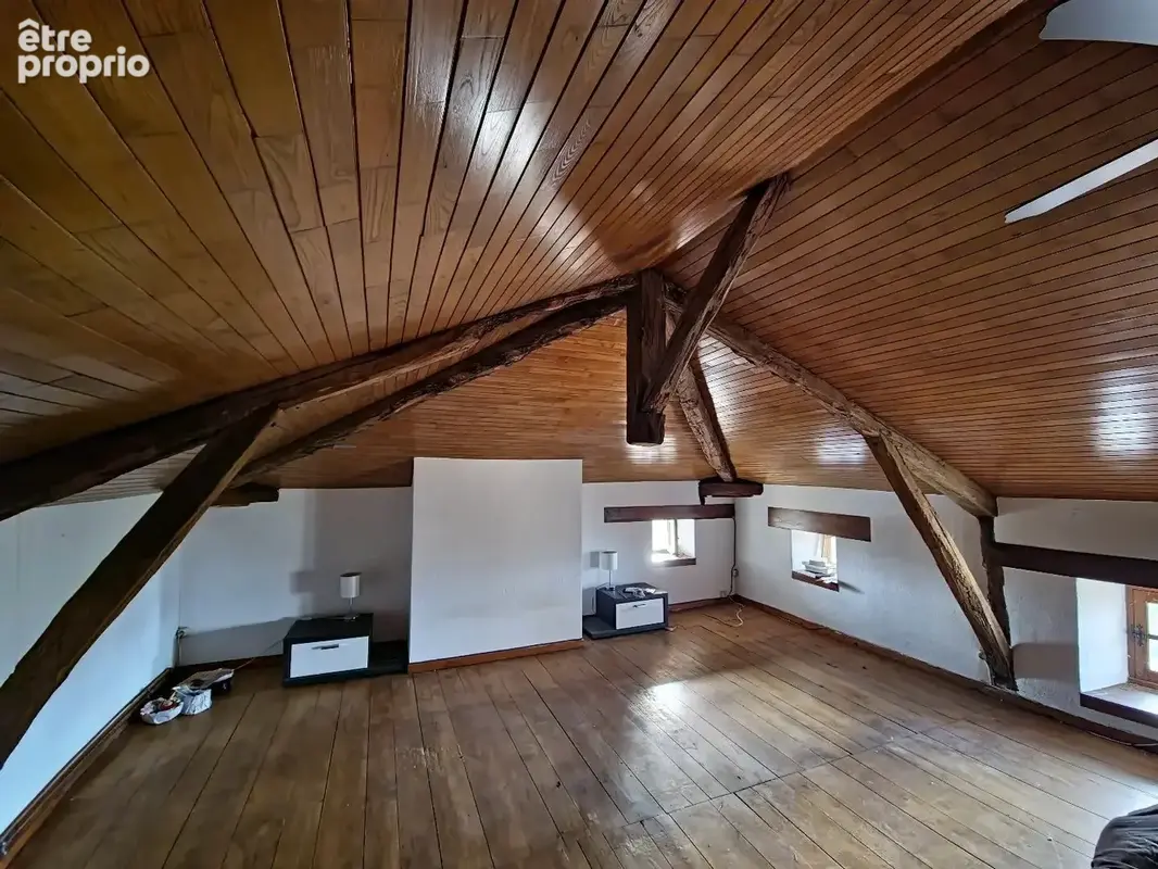 Maison et dépendances dans un hameau, proche de Verfeil - photo 10