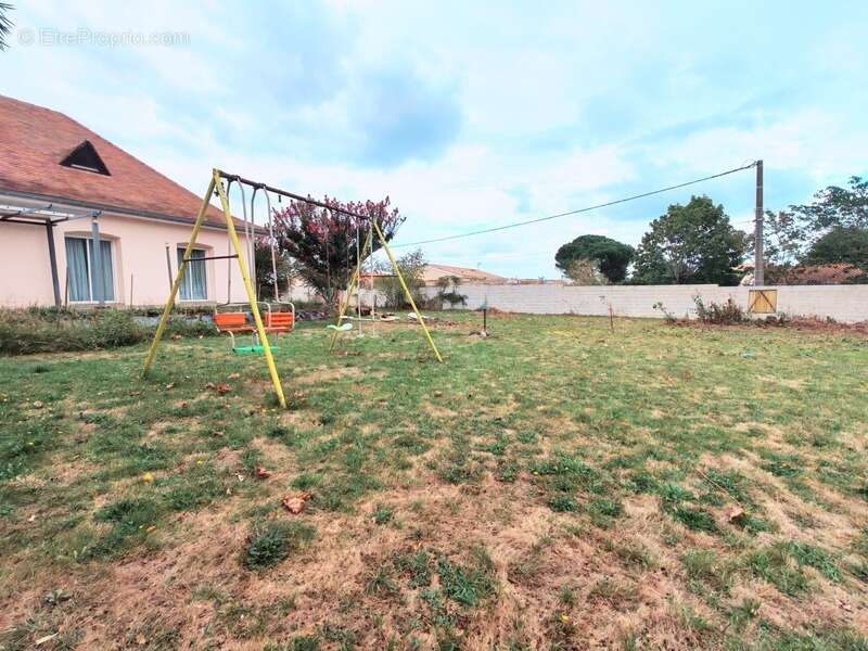 Maison à SAINT-DENIS-DE-PILE