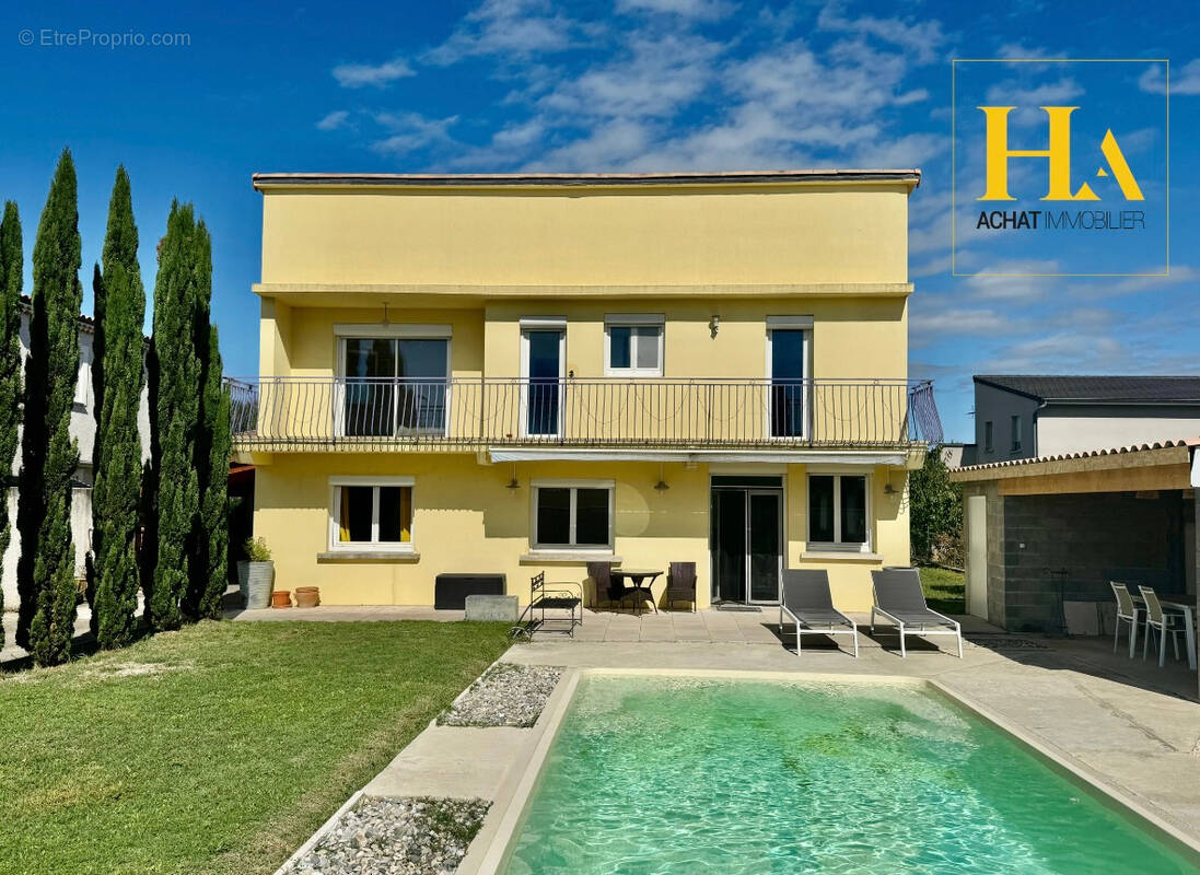 Maison à MONTELIMAR