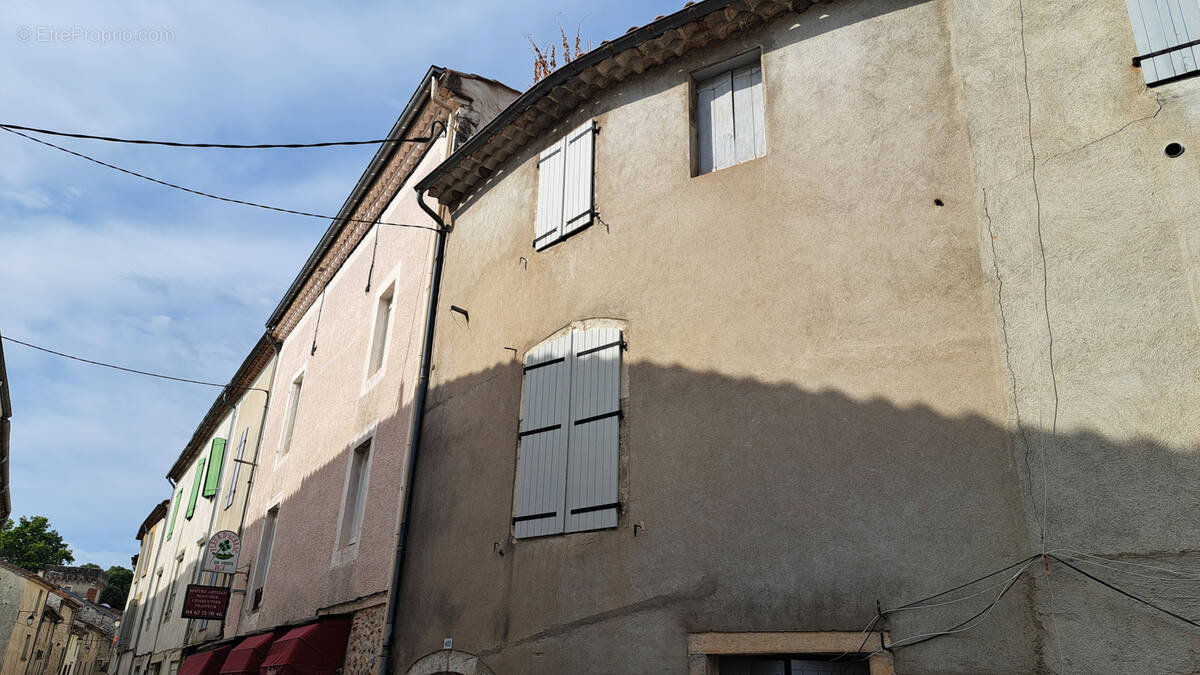 Appartement à SAINT-BAUZILLE-DE-PUTOIS