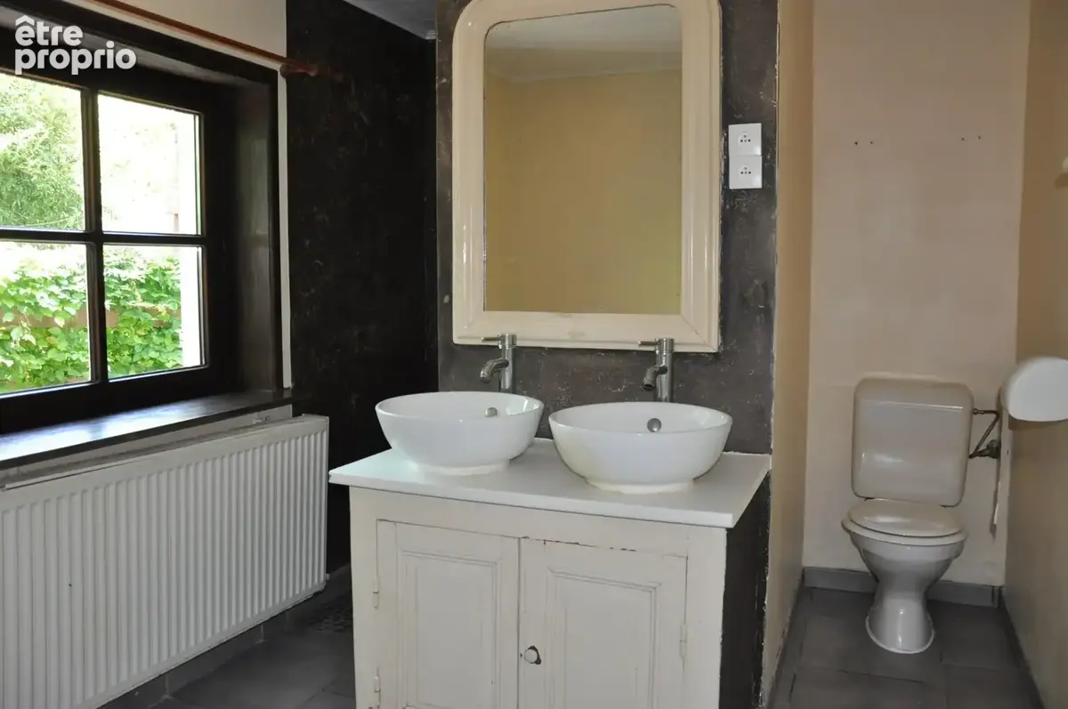 Belle maison en pierre, avec 2 chambres, une grange et terrain de 1543 m2 - photo 10