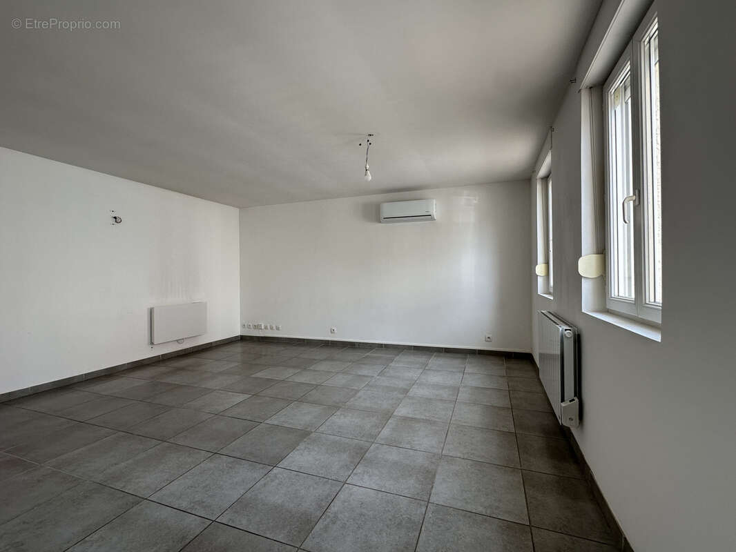 Maison - semi mitoyenne - 2 chambres - photo 4