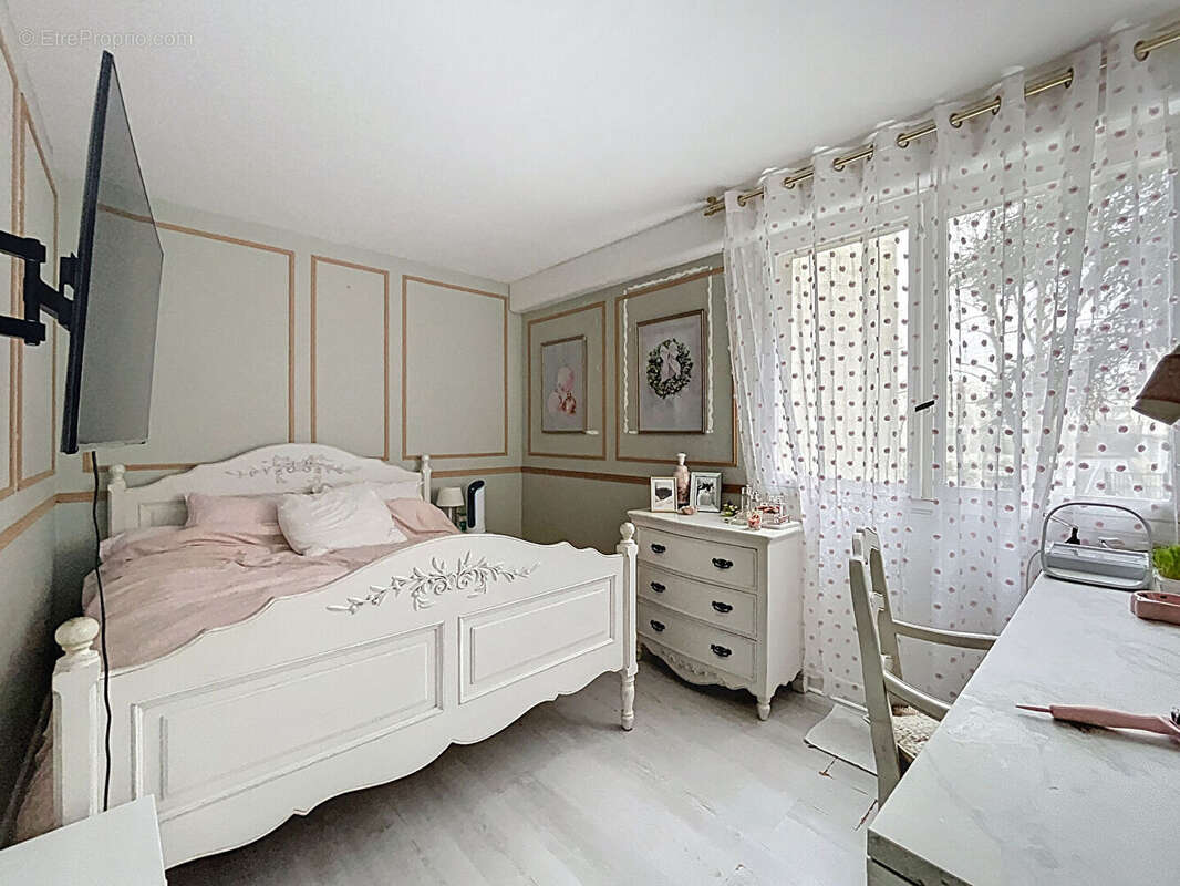 Appartement à SAINT-MICHEL-SUR-ORGE