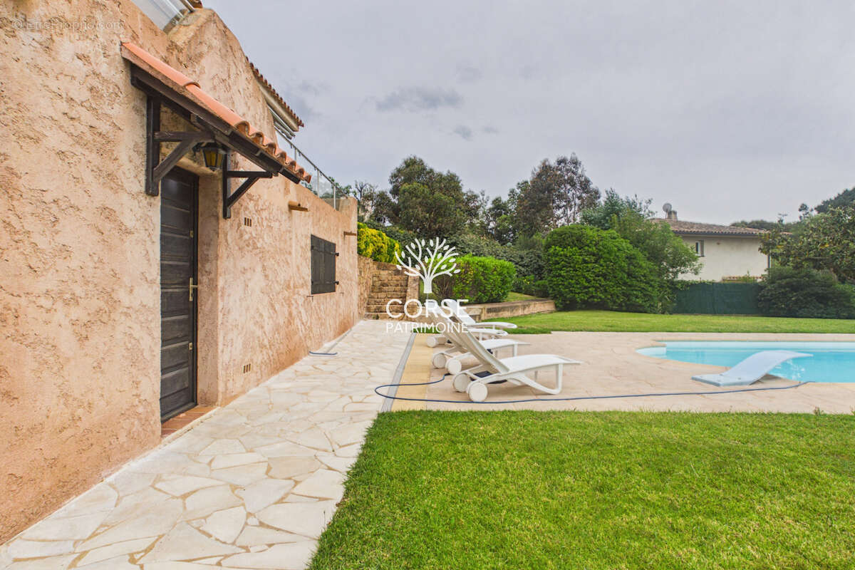 Maison à PORTO-VECCHIO