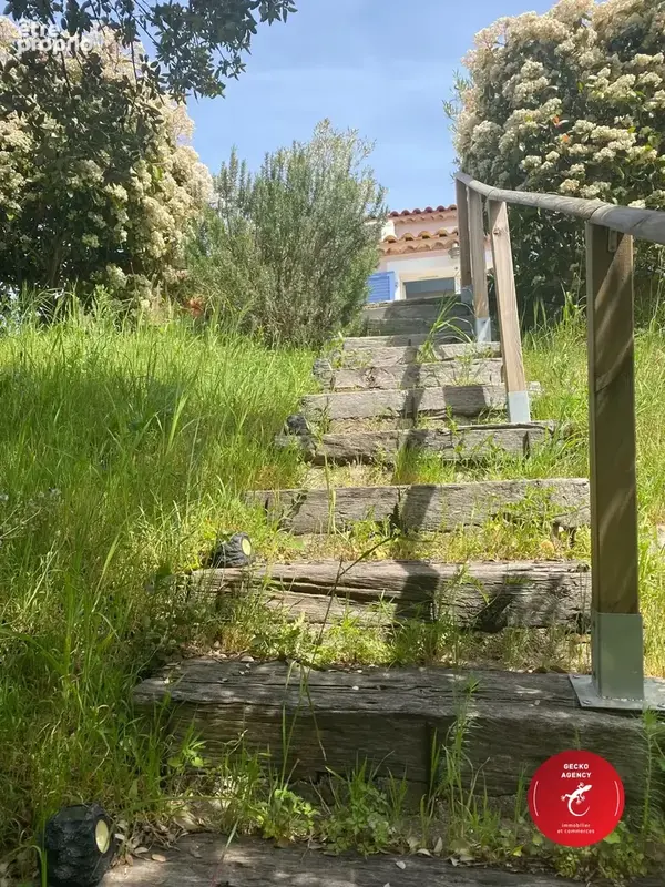 Maison 5 pièces 106 m² à vendre à Roquebrune-Sur-Argens (83380) - photo 2