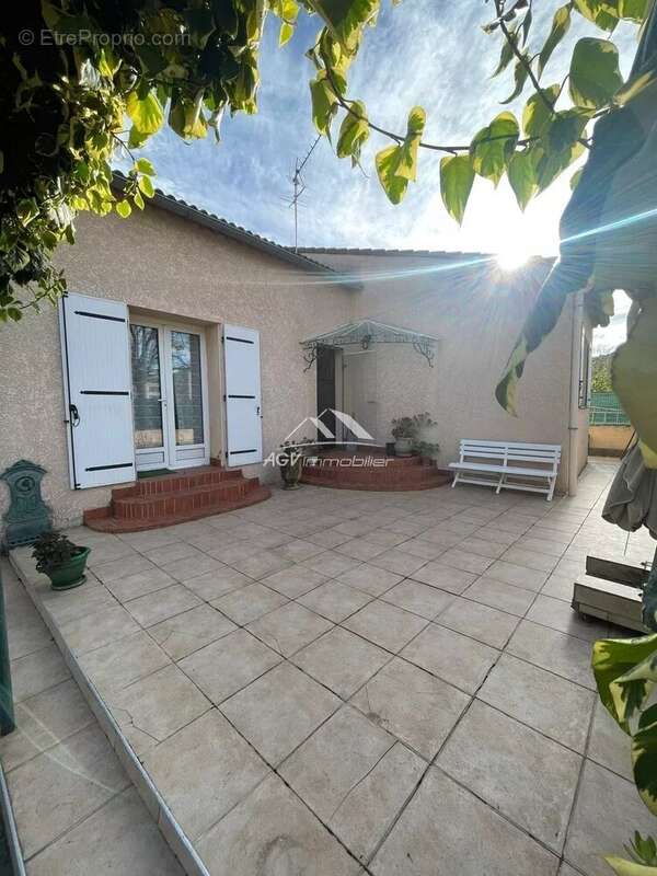 Maison à LES SALLES-DU-GARDON