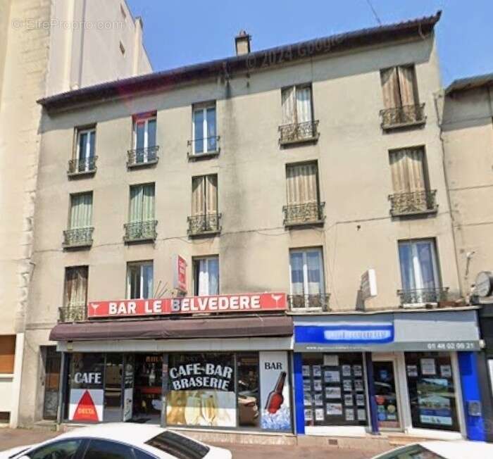 Appartement à LES PAVILLONS-SOUS-BOIS