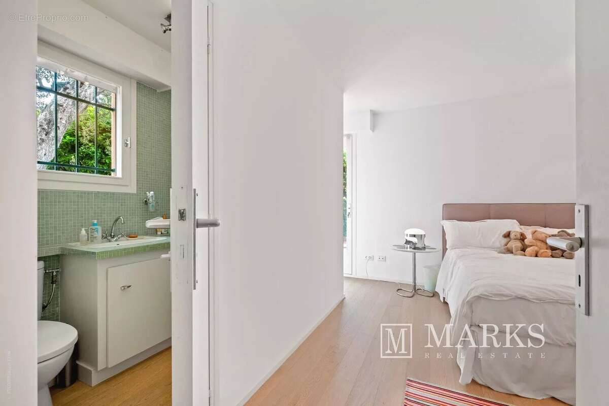 Généreux appartement de 3 chambres en rez-de-jardin - photo 17