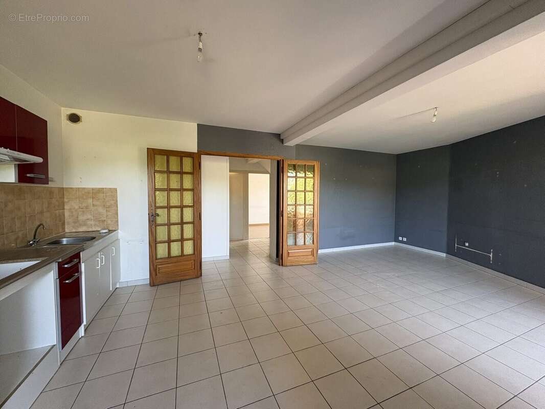 Appartement à VAUGNERAY