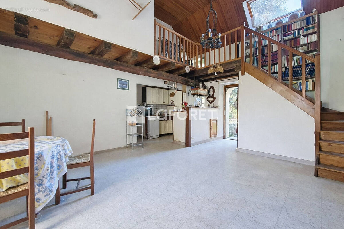 Maison à PENESTIN