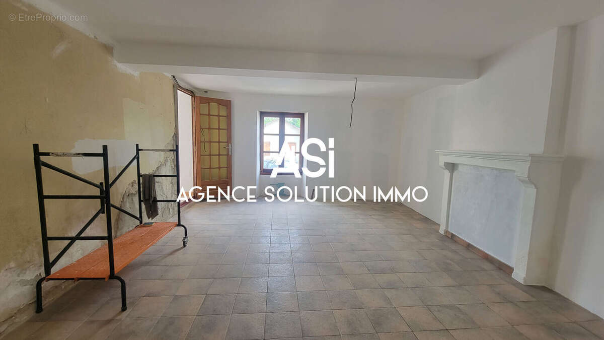 Maison à JOUE-EN-CHARNIE