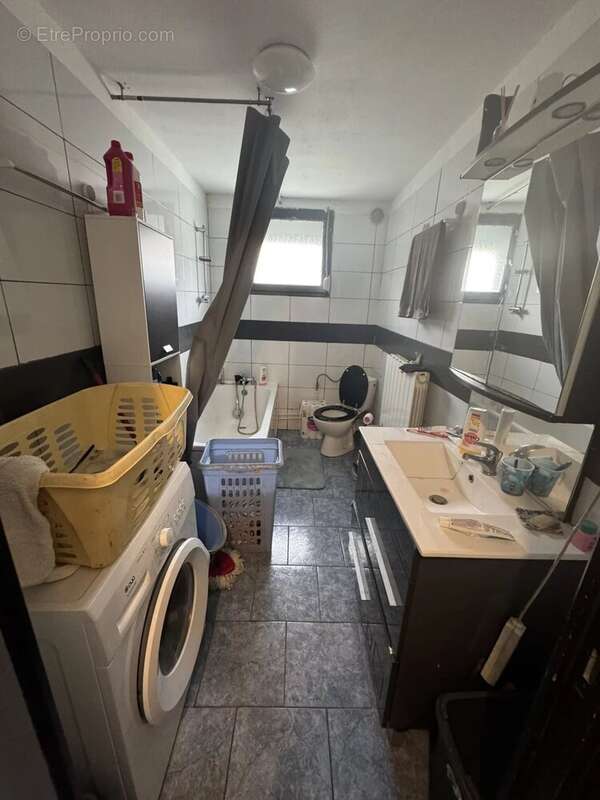 Appartement à DOUCHY-LES-MINES