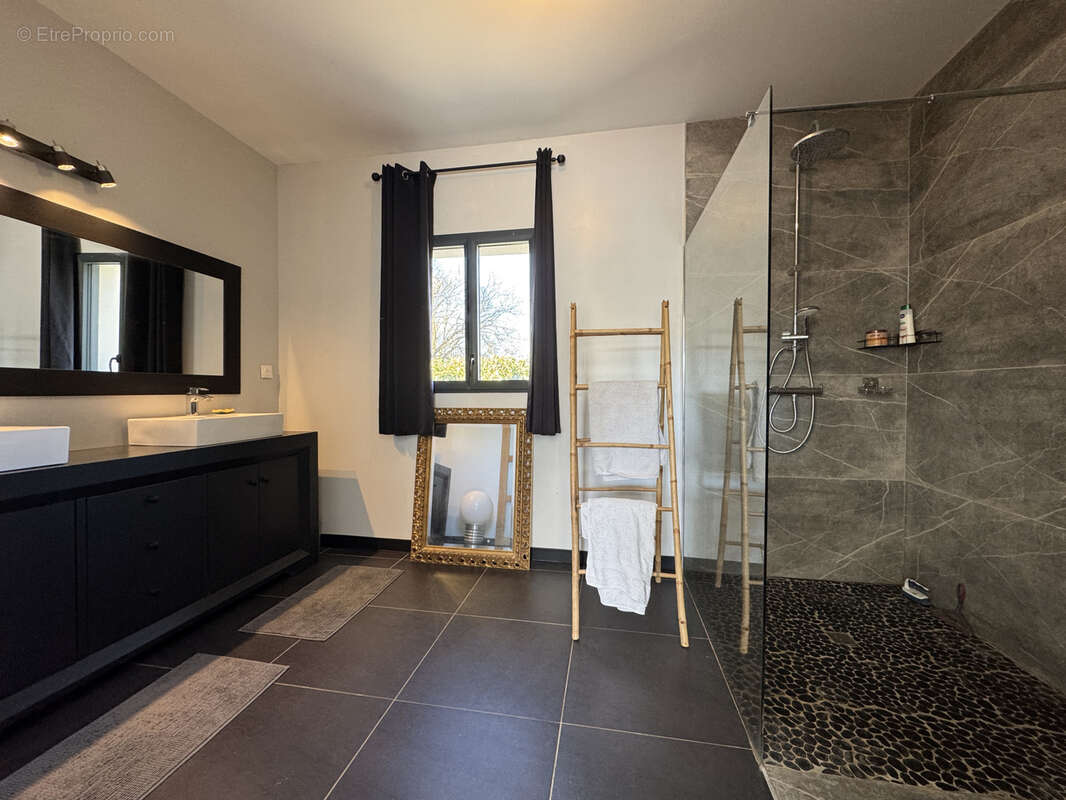 Maison à SAINT-MEDARD