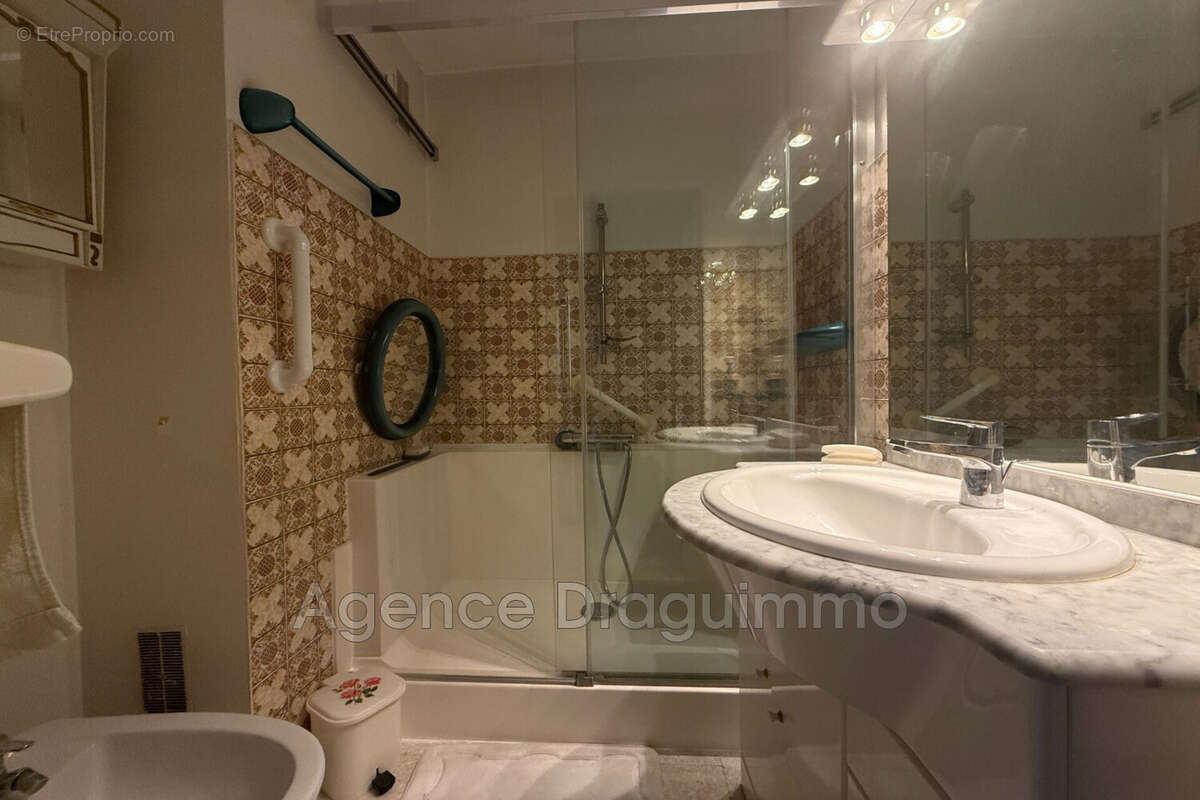 Appartement à DRAGUIGNAN