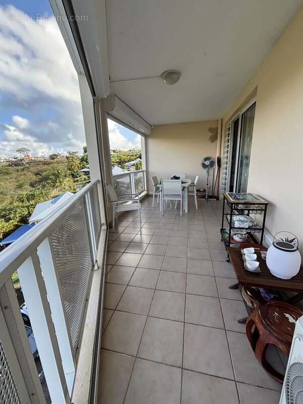 Appartement à SAINTE-LUCE
