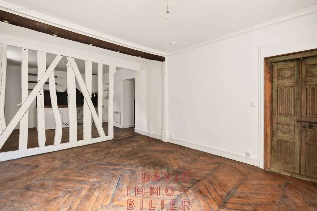 Appartement à PARIS-9E