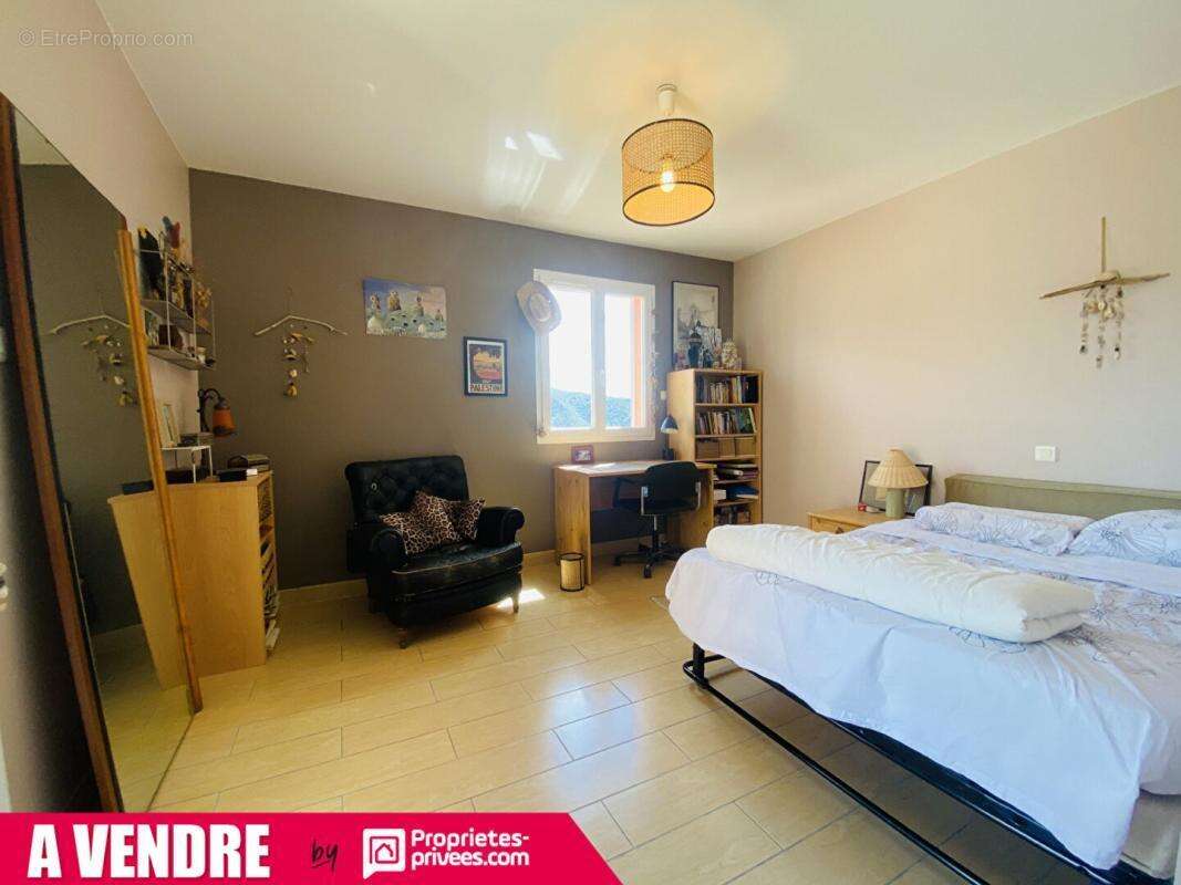 Maison Marcoux 5 pièce(s) 184 m2 - photo 7