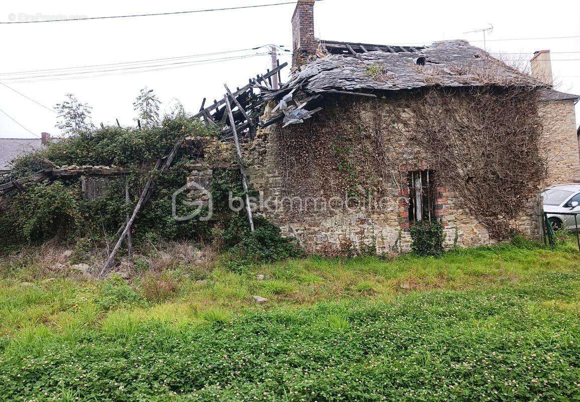 Maison à MARTIGNE-FERCHAUD