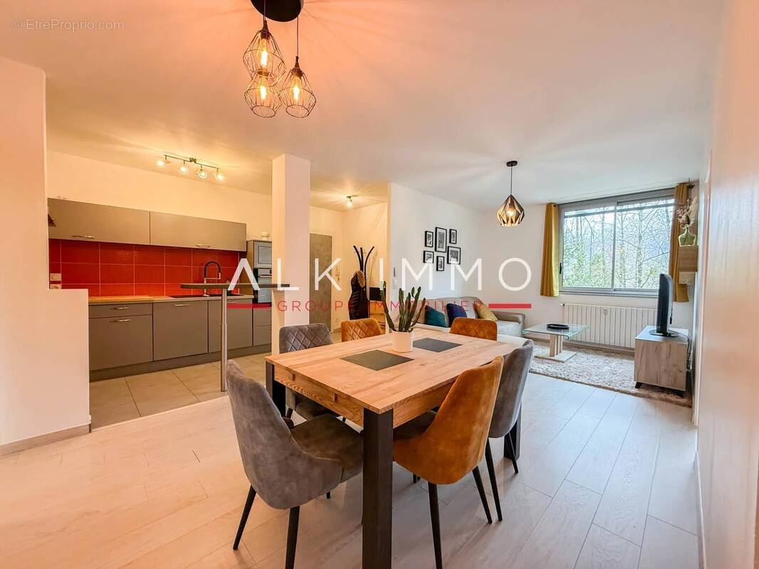 Appartement à AIX-LES-BAINS