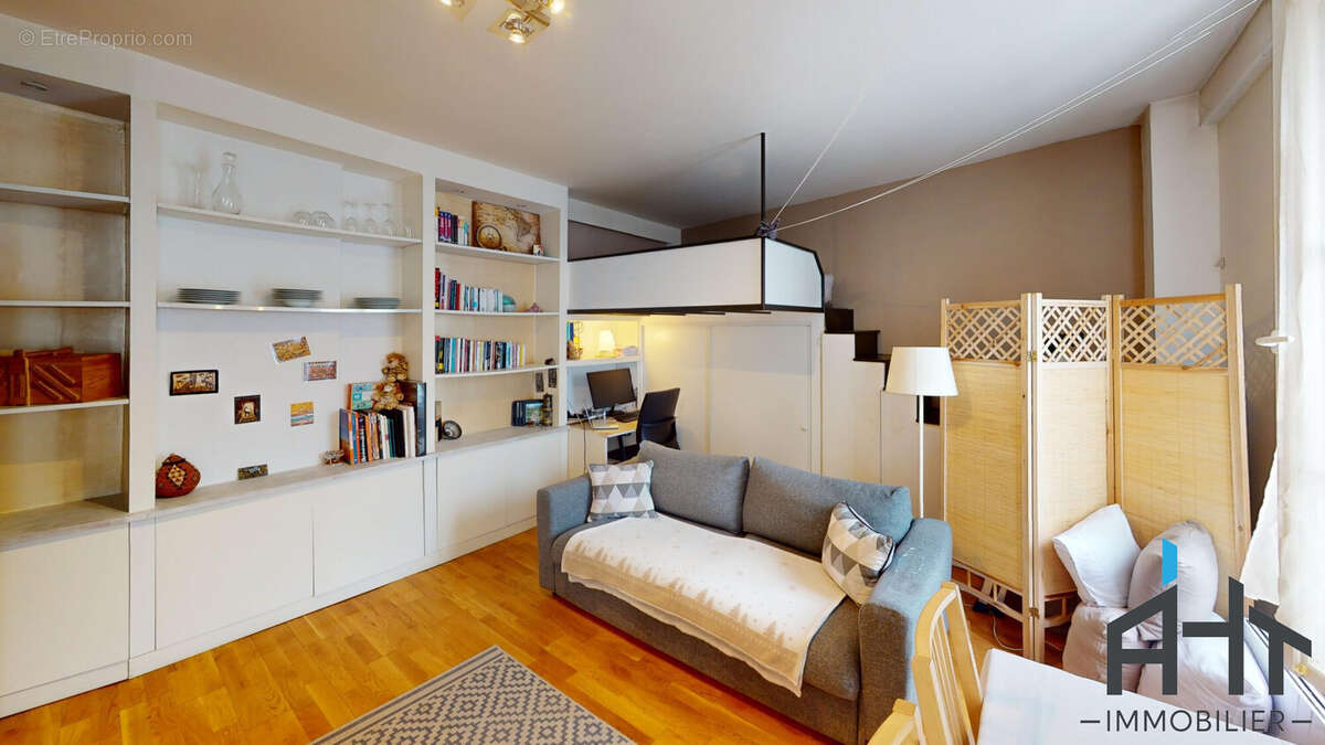 Appartement à PARIS-12E