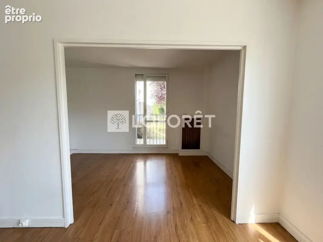 Appartement Villejuif 5 pièce(s) 85.48 m2 - photo 2