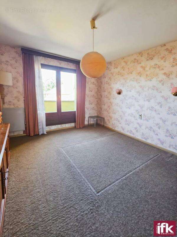 Maison à HERRLISHEIM-PRES-COLMAR