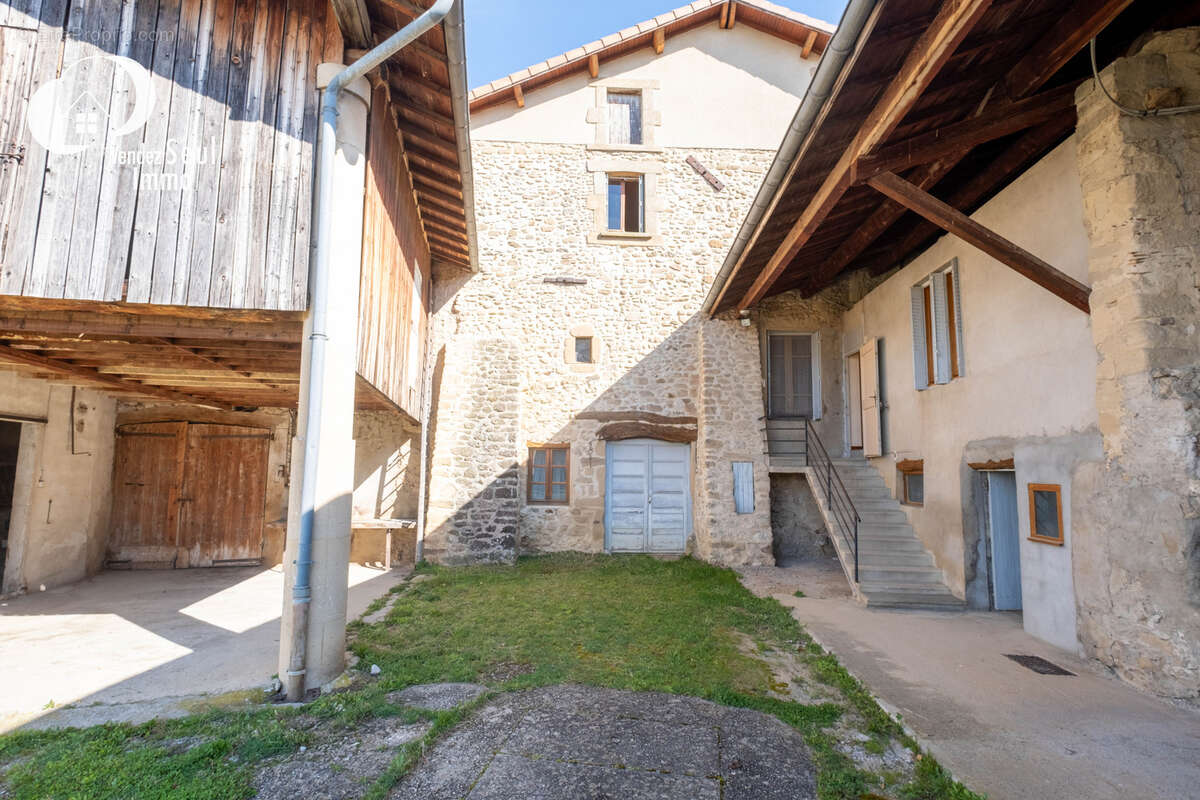 Maison à BEAUREGARD-BARET