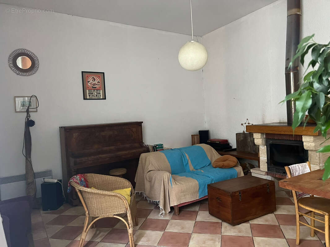 Maison à CESSERAS