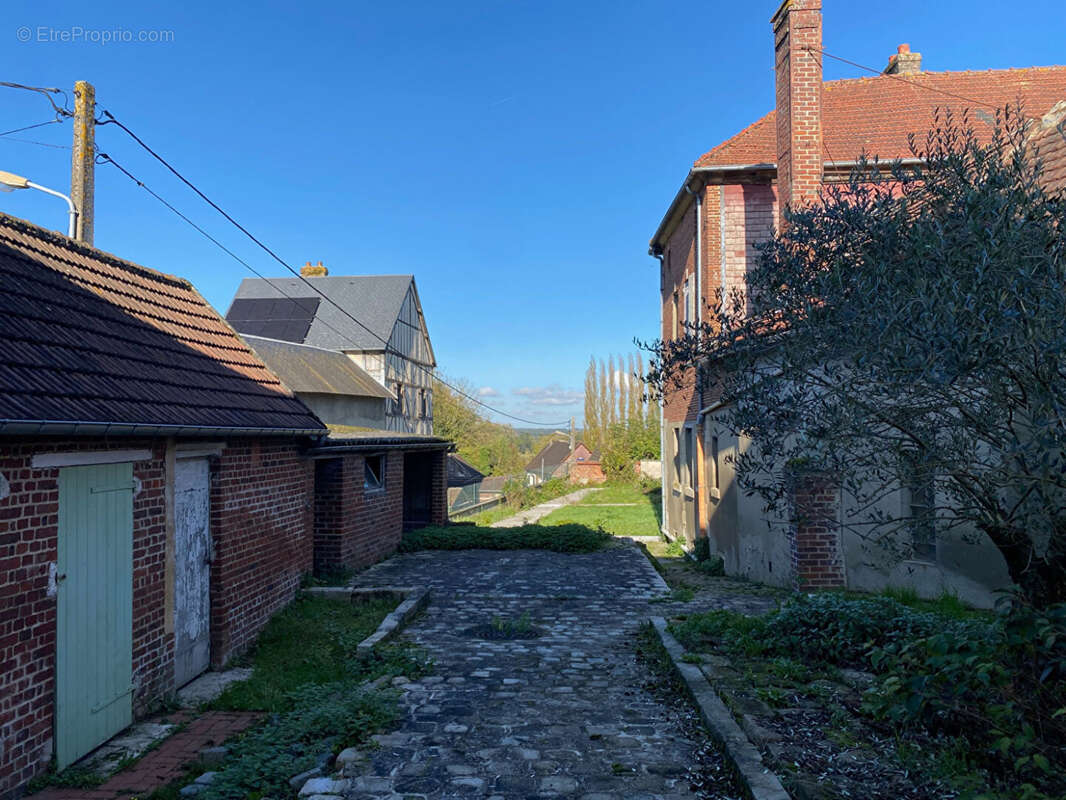 57157135e.jpg - Maison à MERU