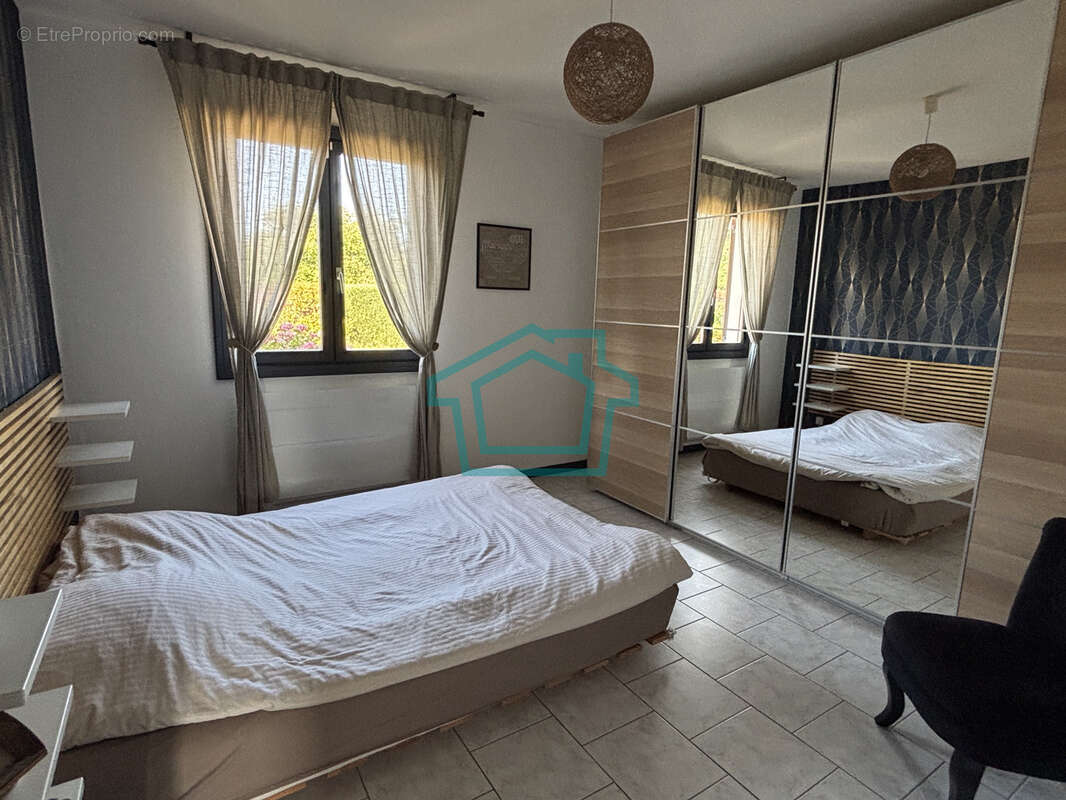 Maison de plain pied - 3 chambres - entre thoiry et septeuil - photo 8