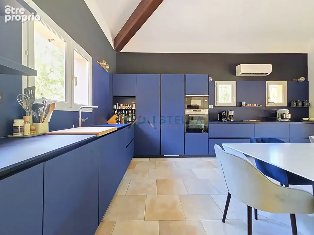 Propriété d'exception avec 3 maisons, piscine et jardin paysagé - Plaine de Peri - photo 3