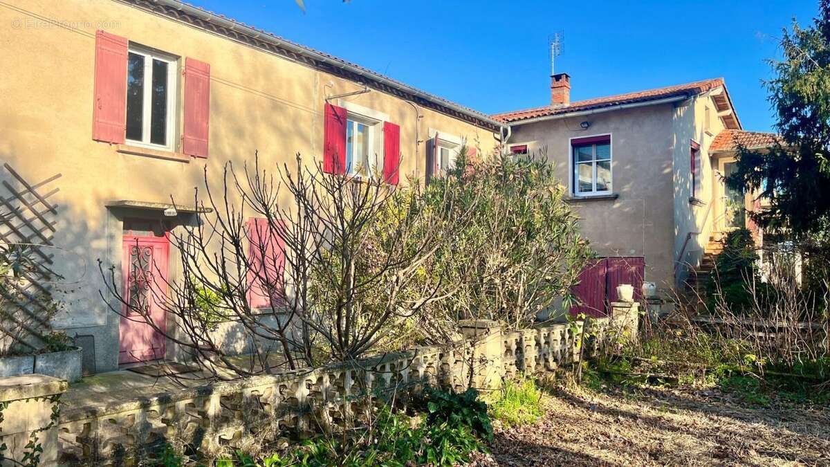 Maison à SAINT-BENOIT-DE-CARMAUX