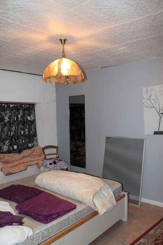 Maison à CHATEAUMEILLANT