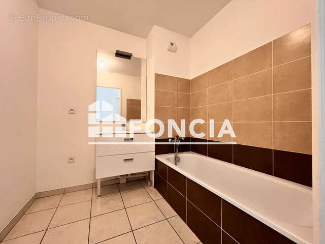 Appartement à VENISSIEUX