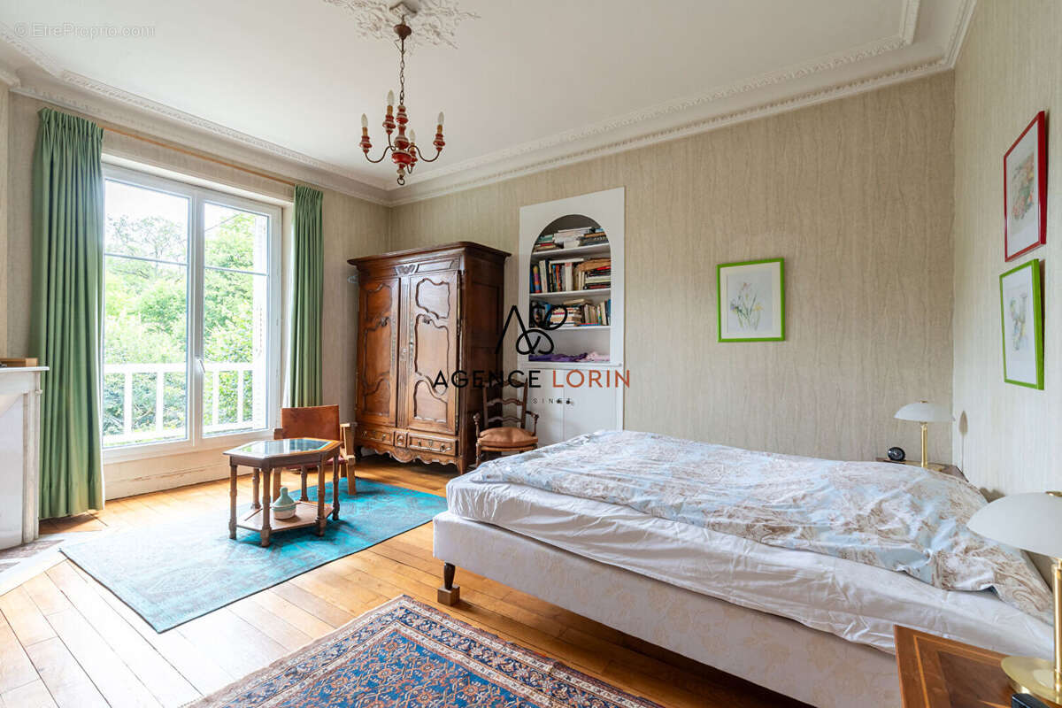 Maison à LE VESINET