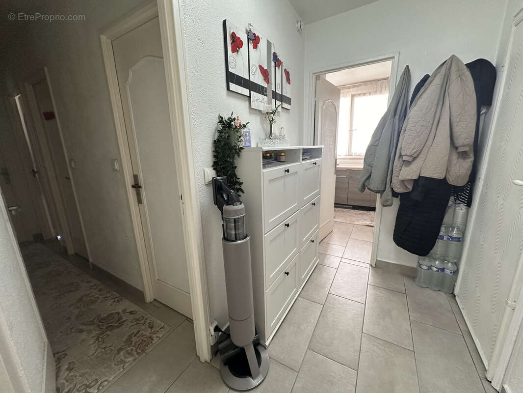 Garges mairie - photo 4