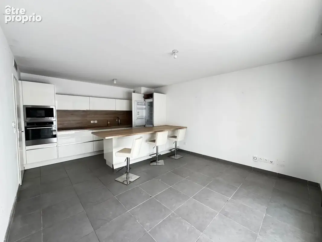 A vendre type 4 Aix sud Terrasse et Garage - photo 3