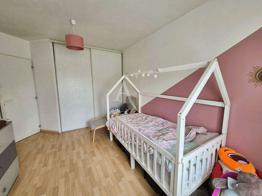 Maison à VILLENEUVE-DE-MARSAN