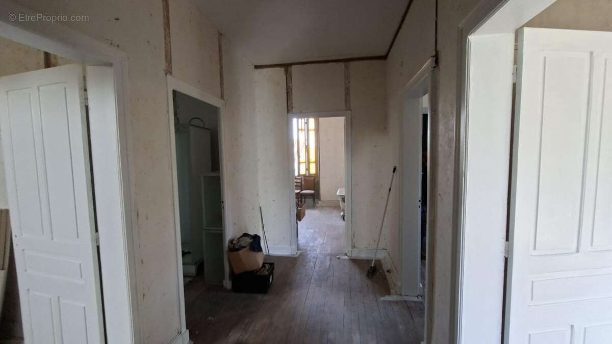Maison à TEYSSIEU