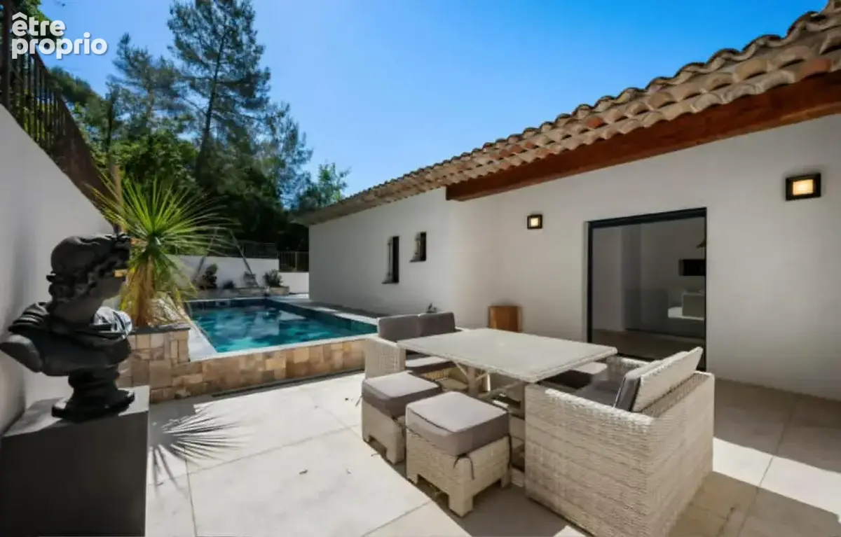 Villa renovee de 300m2 - 06330 roquefort-les-pins - photo 13