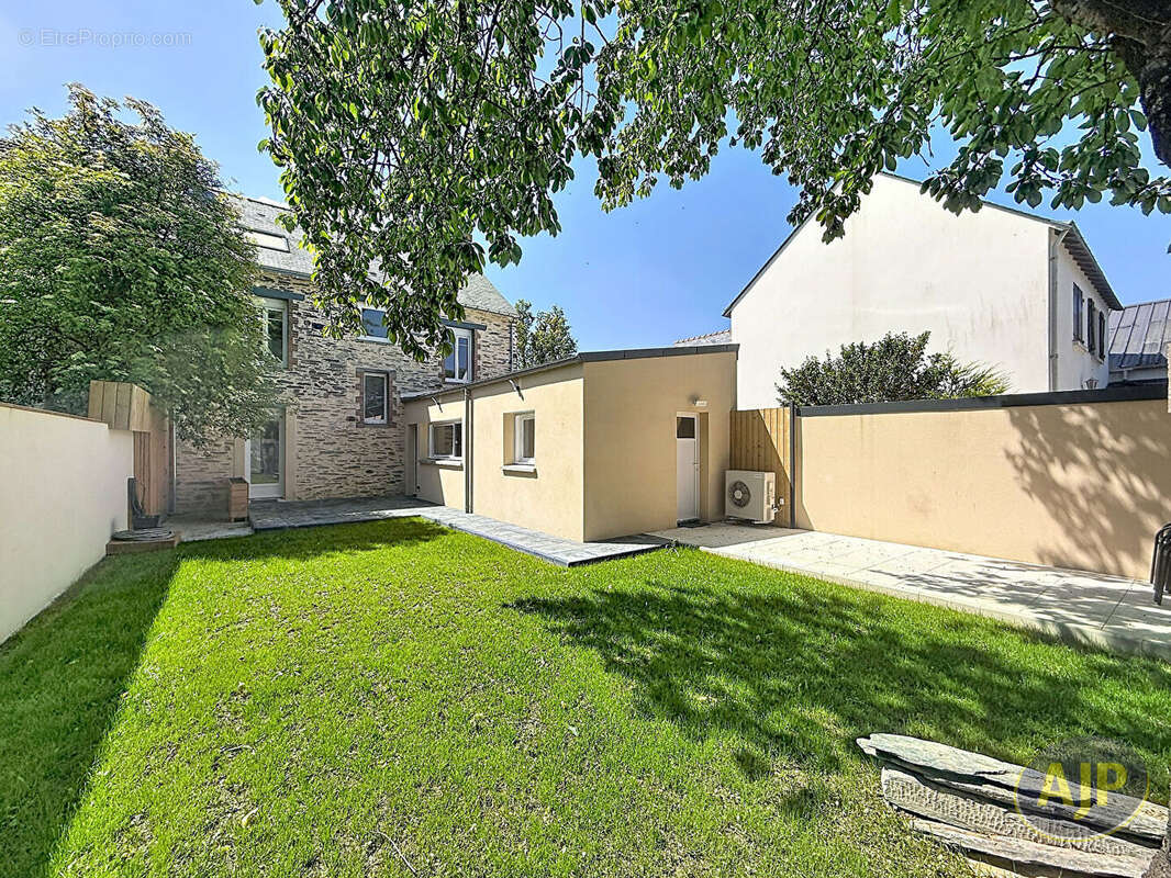 Maison  Bourg Saffré 6ch - photo 3