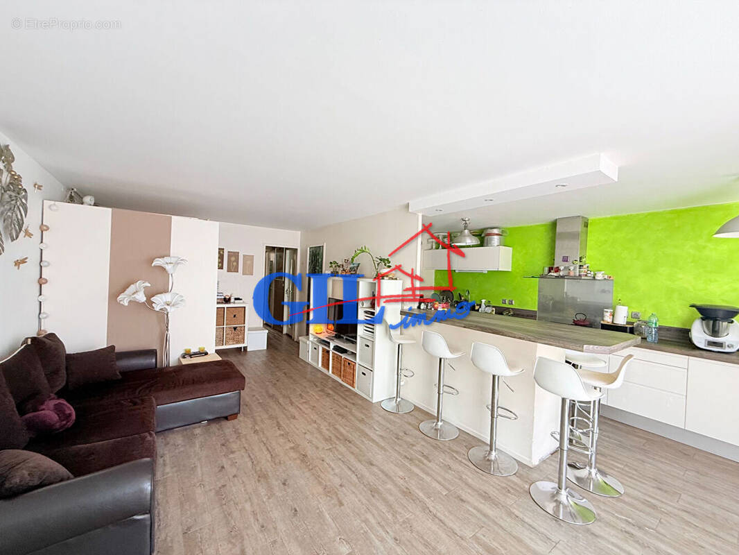 Appartement à NANDY