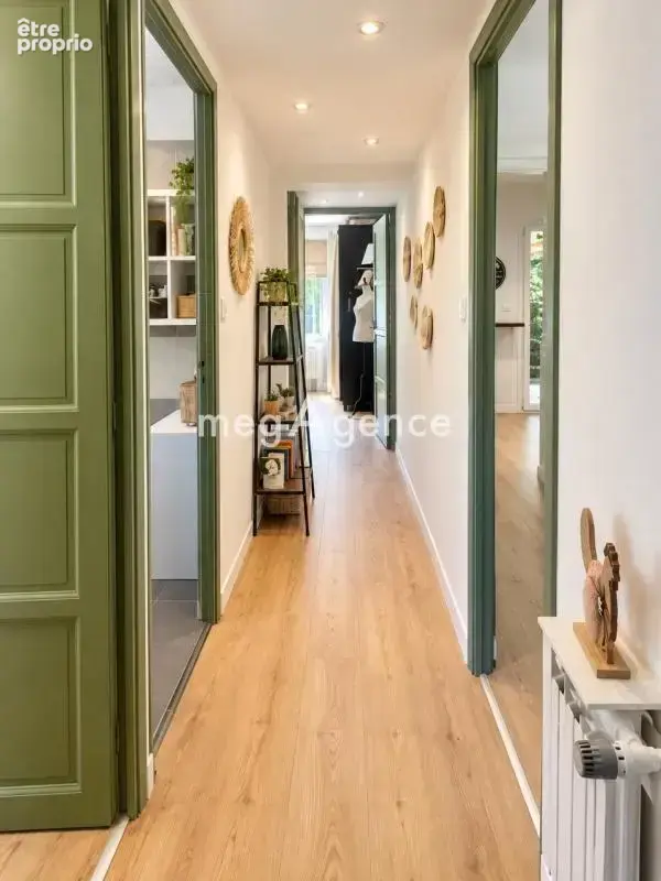 Six-fours-maison de plain-pied avec jardin paysagé - photo 11