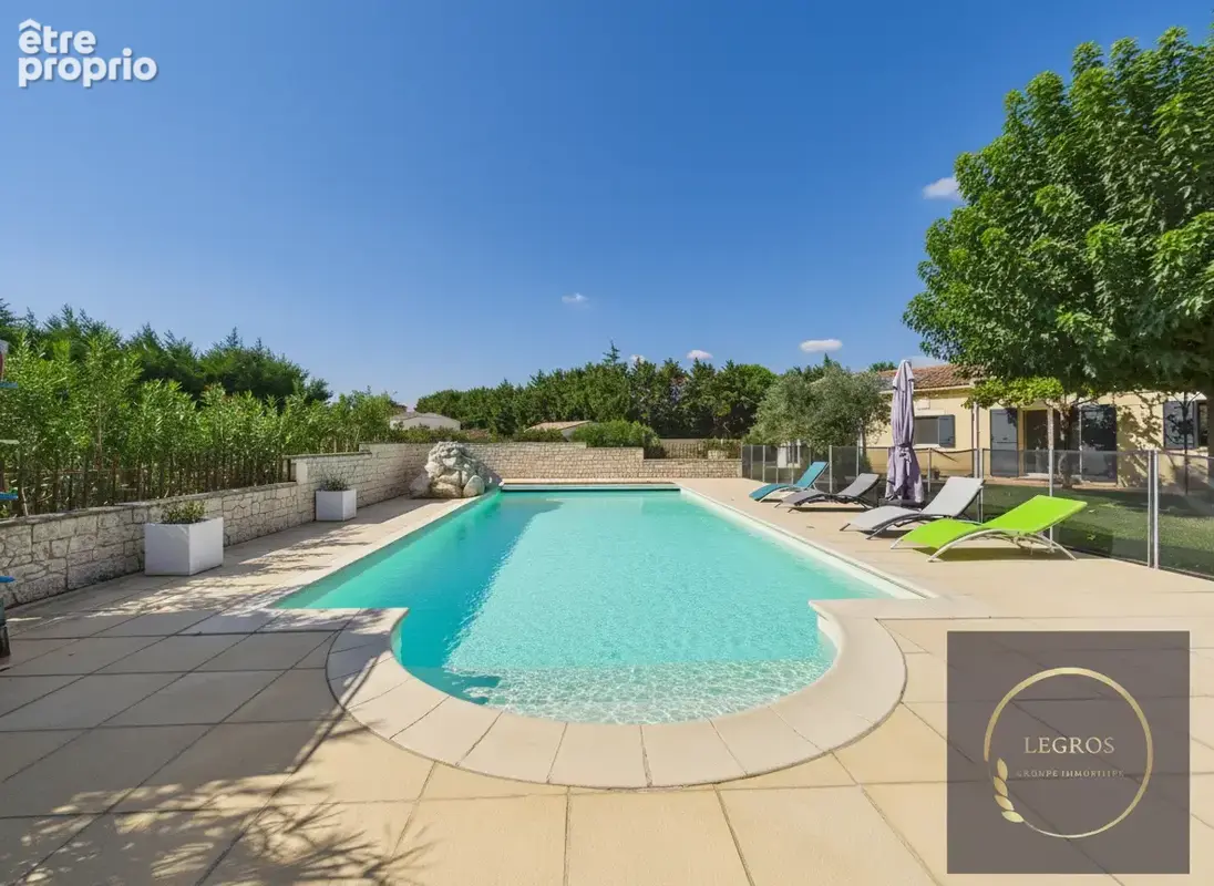 À vendre   Villa d’exception de plain-pied avec gîte indépendant à Graveson - photo 5